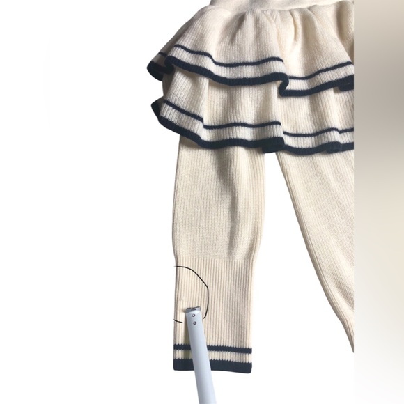 Frame denim ruffle, one shoulder wool blend sweater size X S - Picture 8 of 11